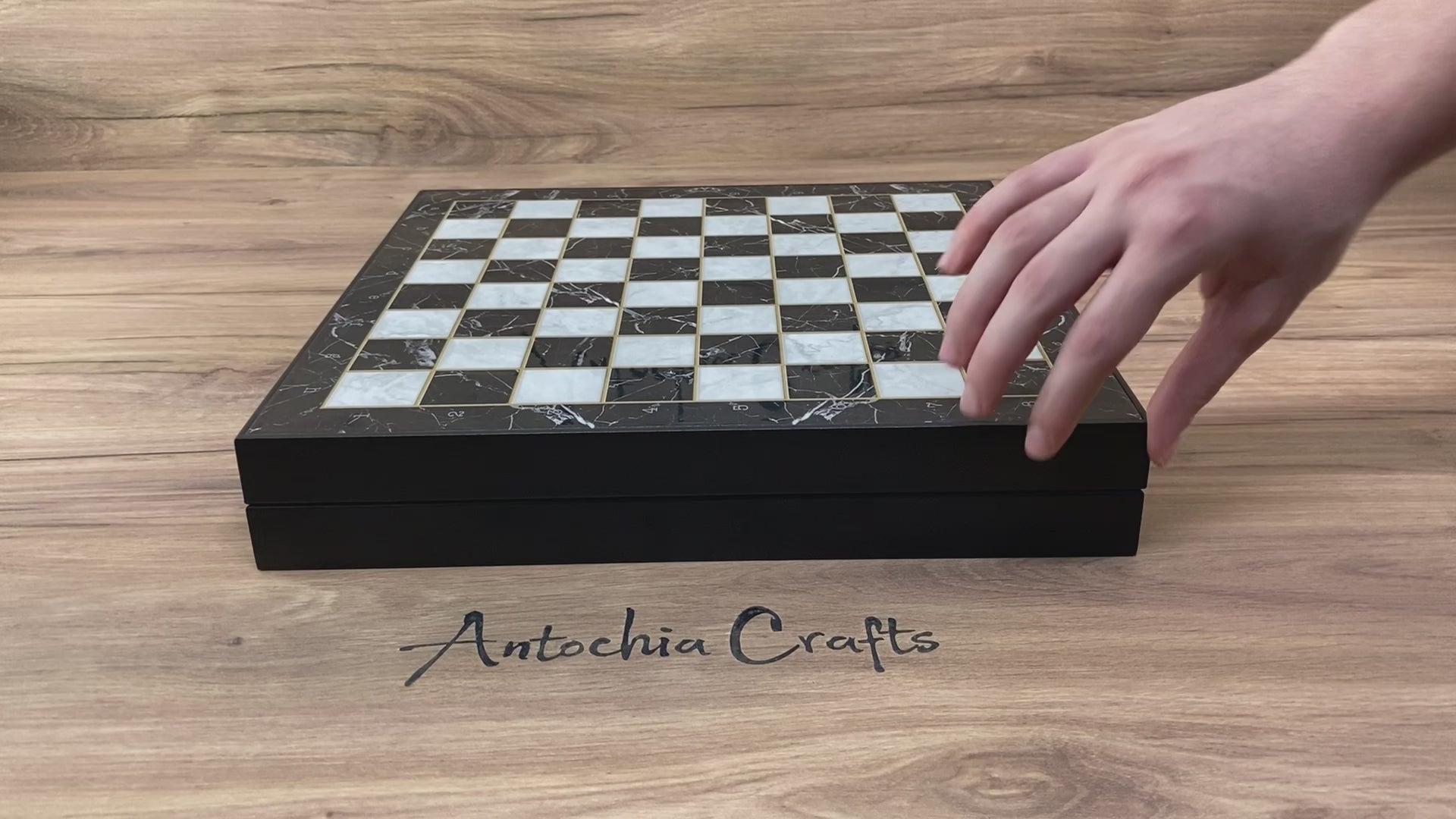 Antochia Crafts 14 Inches Custom Chess Set - Boxed Wooden Personalized –  ToysCentral - Europe